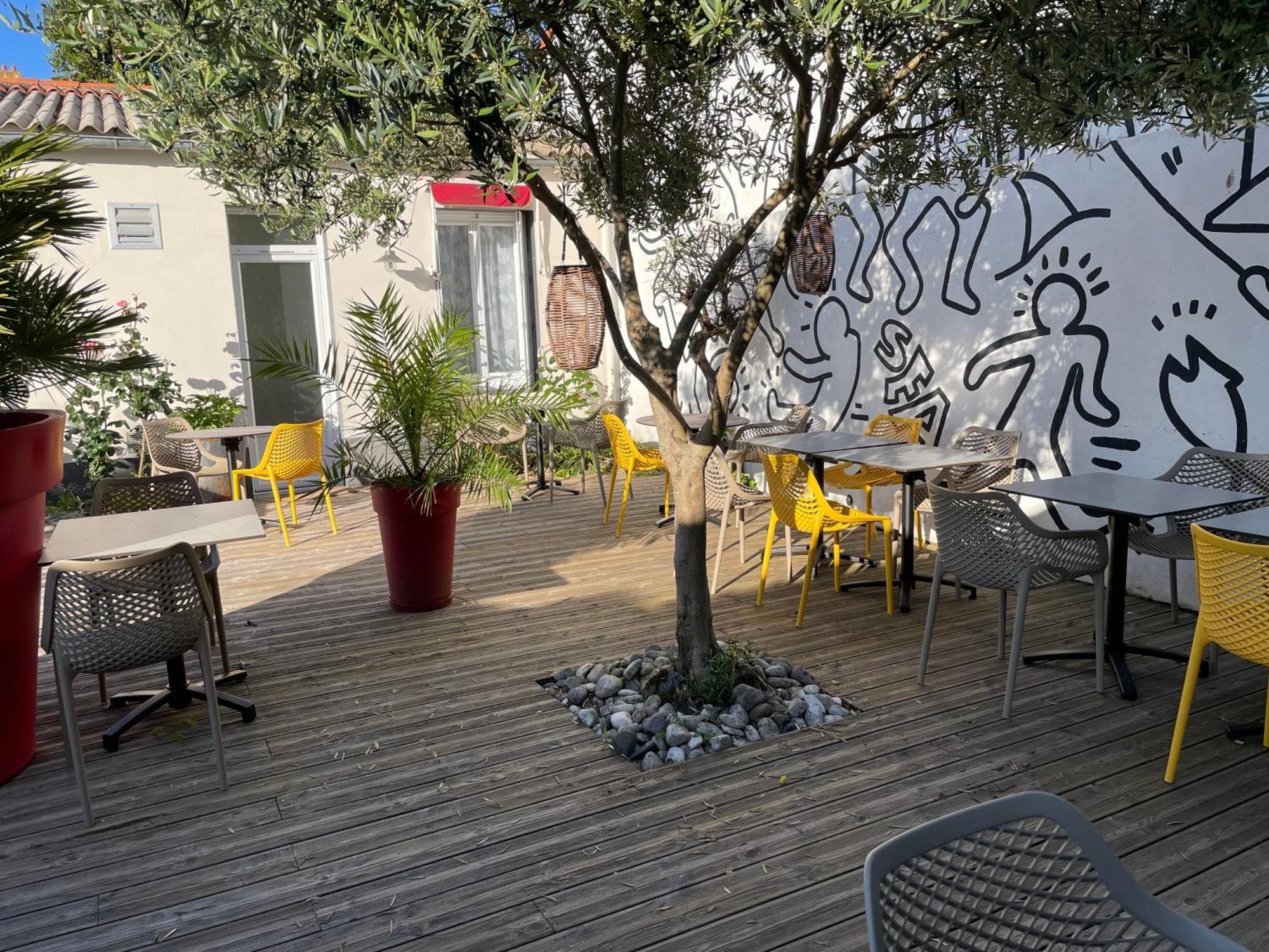 Cit'Hotel Le Chene Vert Les Sables-dʼOlonne Esterno foto